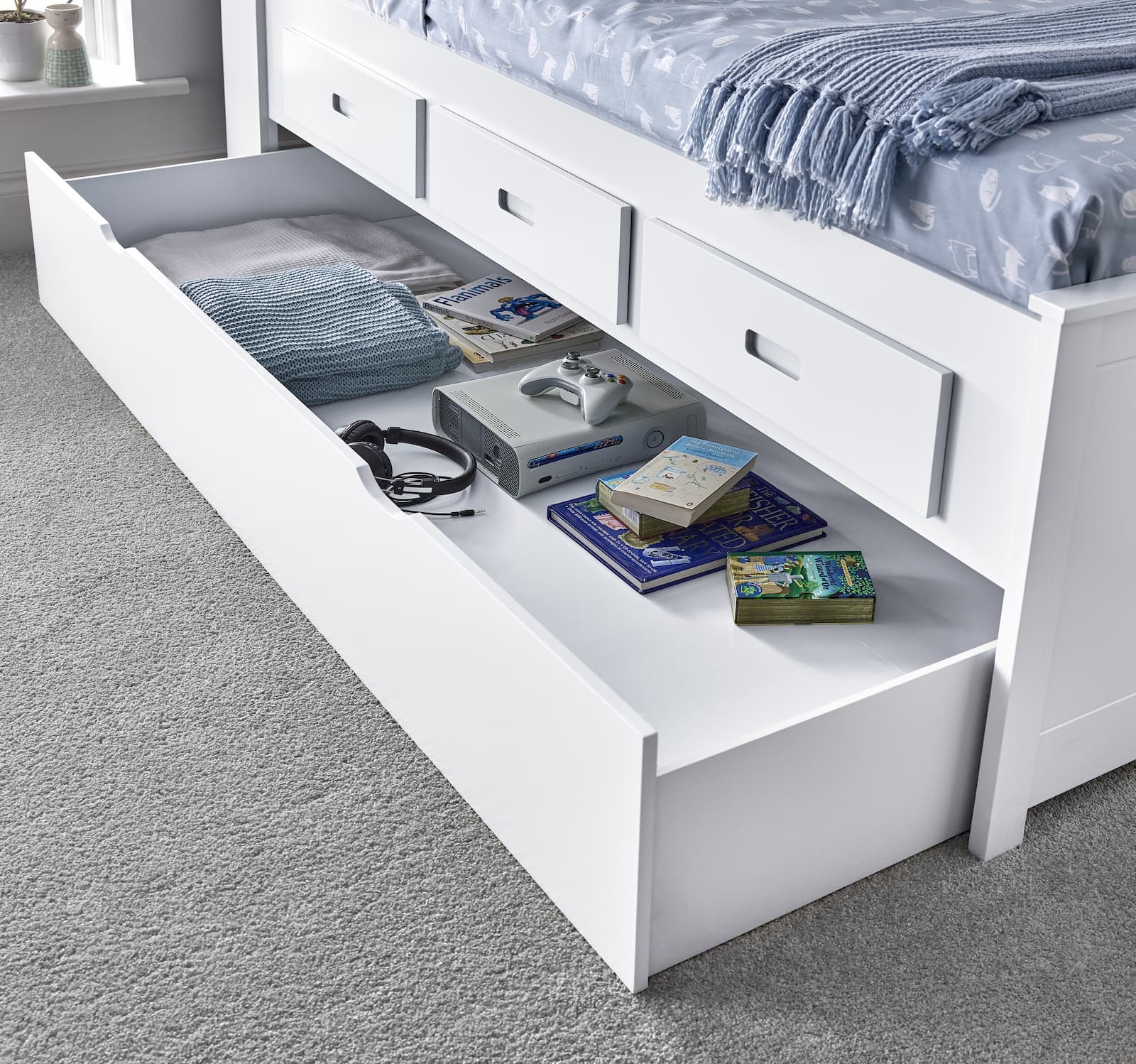 Bedmaster Veera White Wooden Guest Bed - Veera White Day Bed ModelBedroom